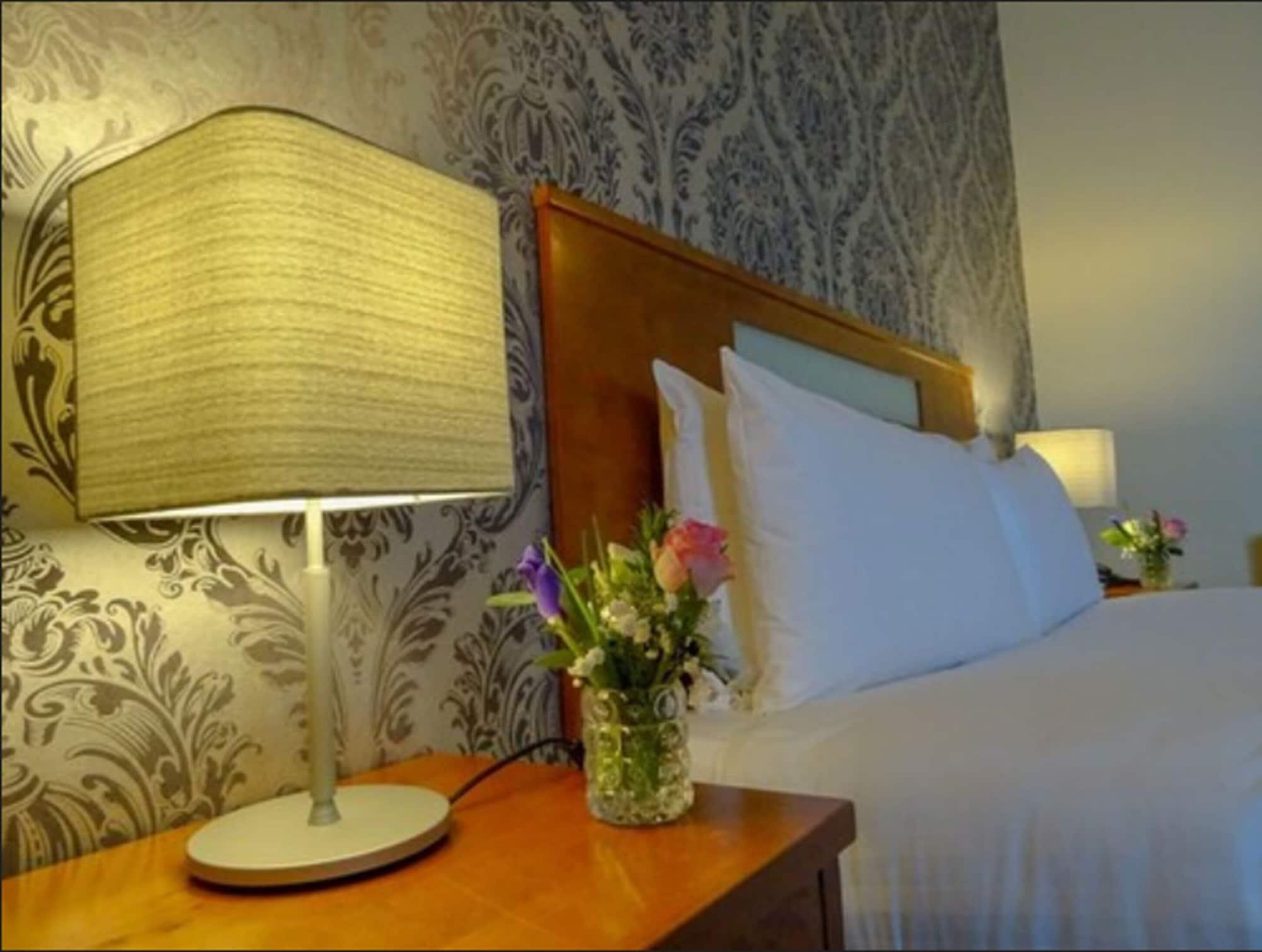 Raheen Woods Hotel Athenry