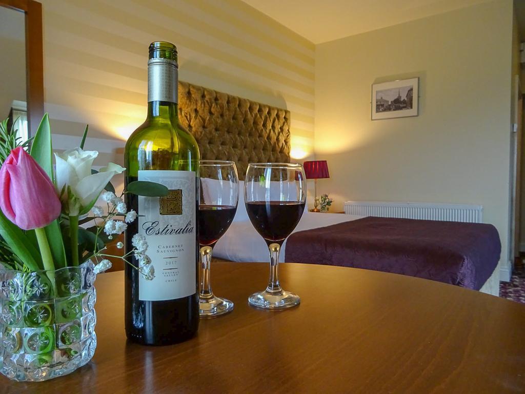 Hotel Raheen Woods
