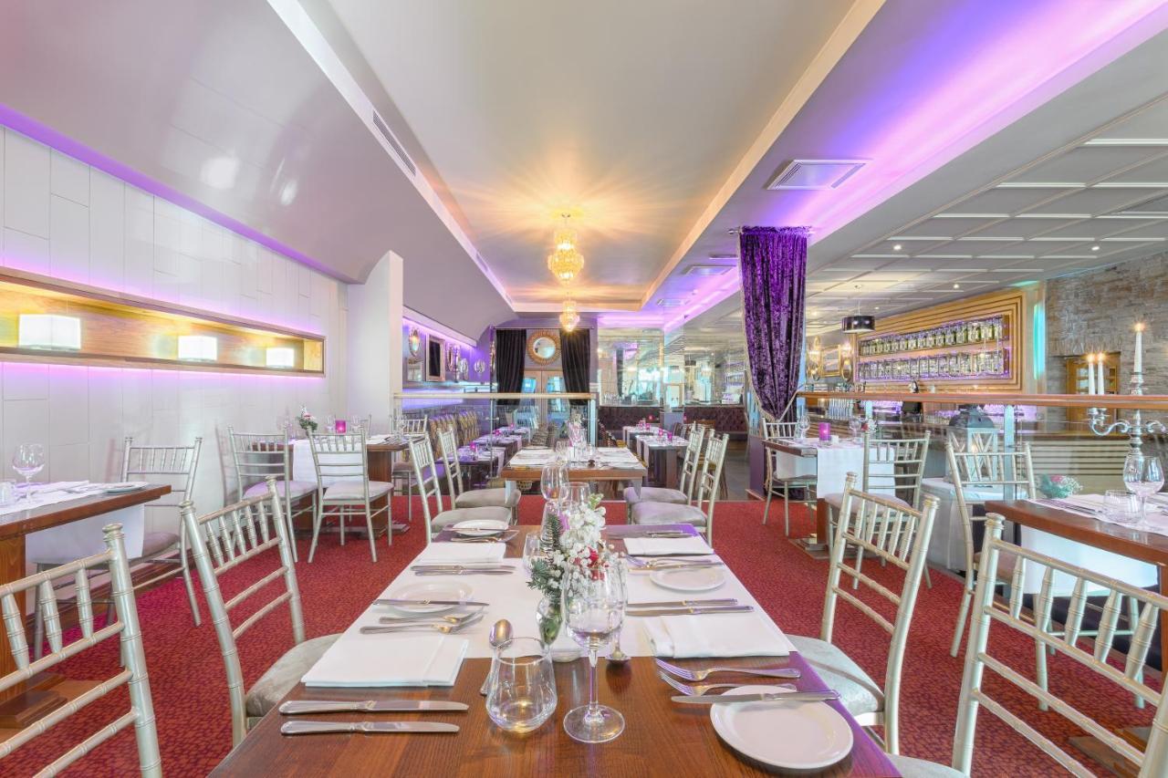 Raheen Woods Hotel